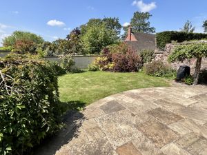 Photo 25- click for photo gallery